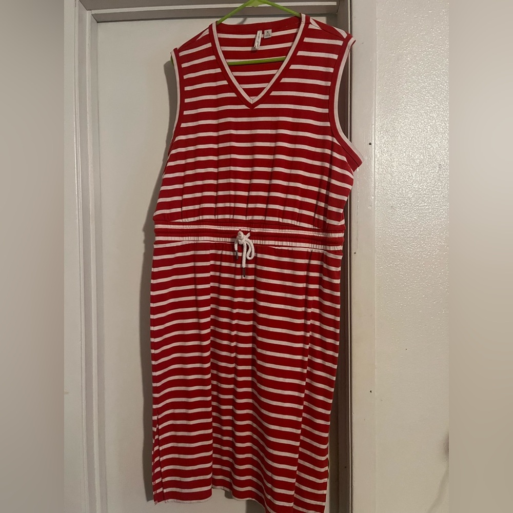 Striped Red and White Sleeveless Midi Dress